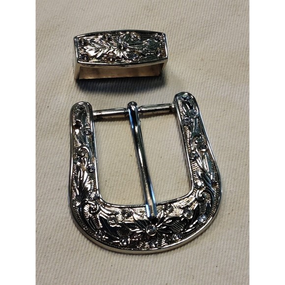 SILVER TONED DECORATIVE FLORAL FRAME STYLE WESTERN BELT BUCKLE CLEAR RHINESTONES - Picture 1 of 8